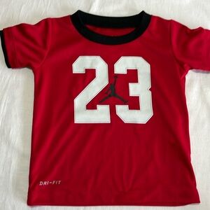 12M Air Jordan Dri-fit athletic t-shirt